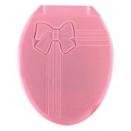 Сидение для унитаза пластик Бант розовый (длина 451мм, ширина  370мм, материал пластик, нанесен объемный орнамент «Бант» на откидной крышке унитаза)